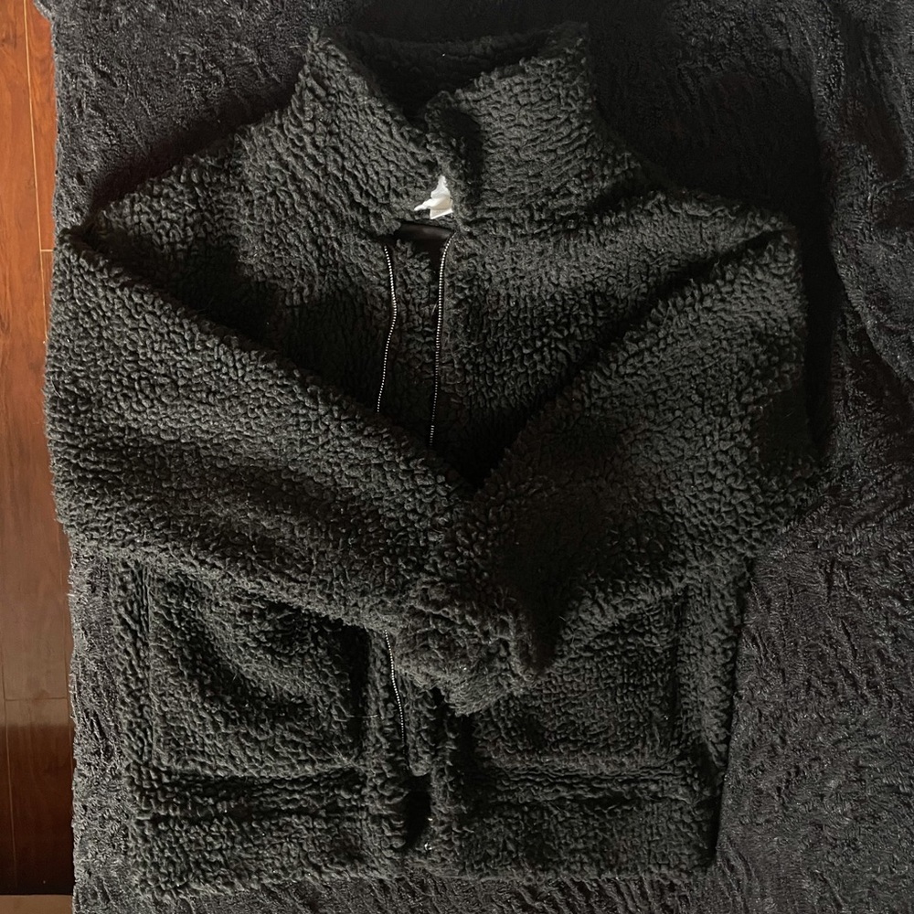 🚨SOLD🚨 Streetwear Society Teddy Coat